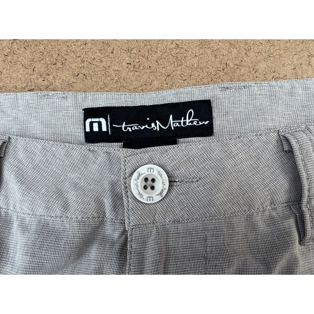 Travis Mathew Men 40